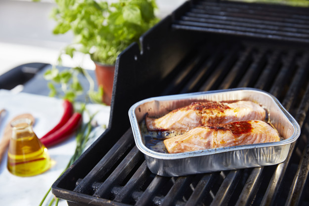 Grillet laks med spicy paprikasmør